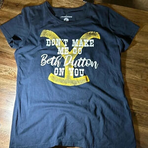 Yellowstone Official Don’t Make Me Go Beth Dutton On You T-Shirt Size LG